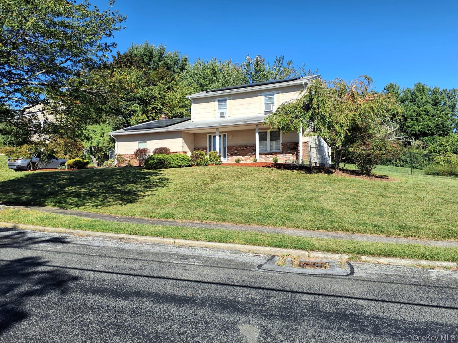 132 Neptune Drive, Monroe, NY 10950