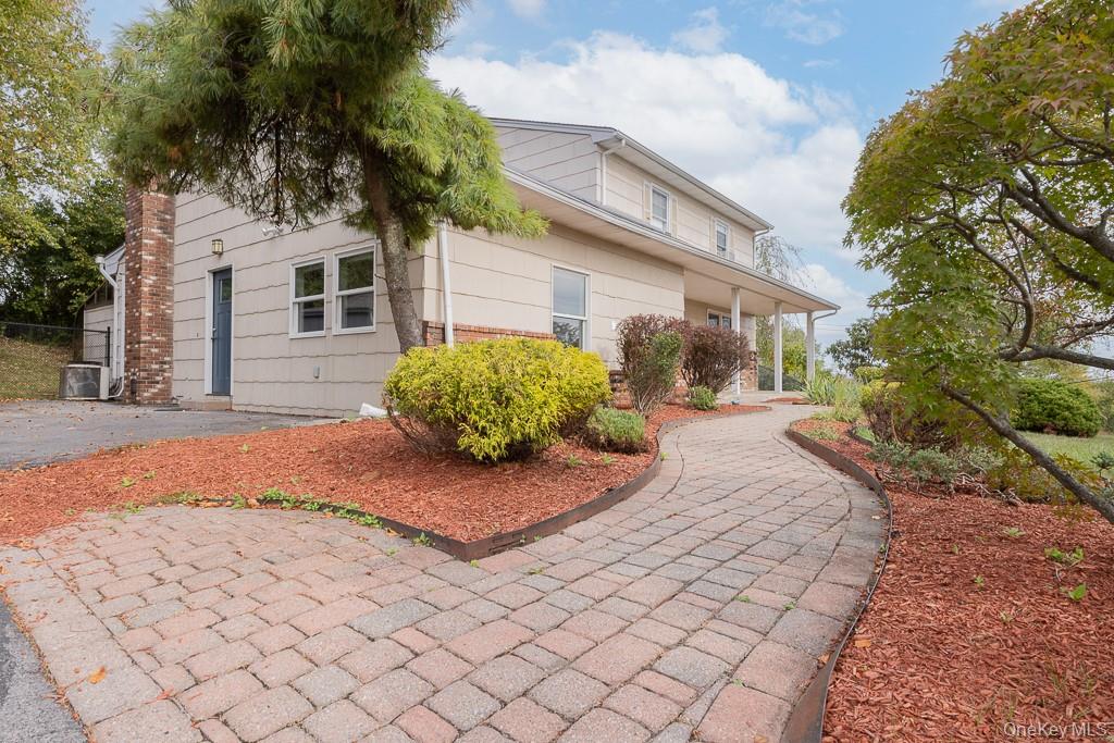 132 Neptune Drive, Monroe, NY 10950