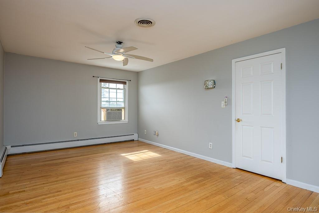 132 Neptune Drive, Monroe, NY 10950