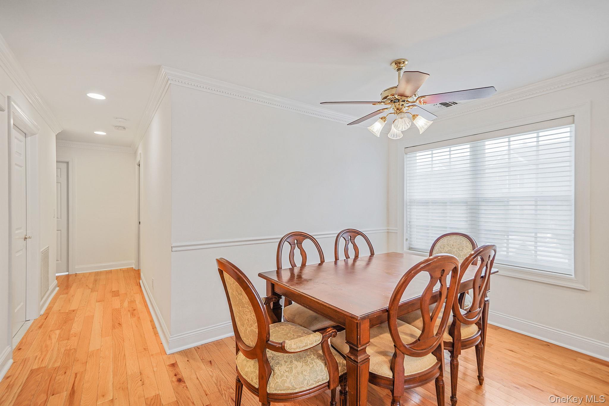 935 Altessa Boulevard, Melville, NY 11747