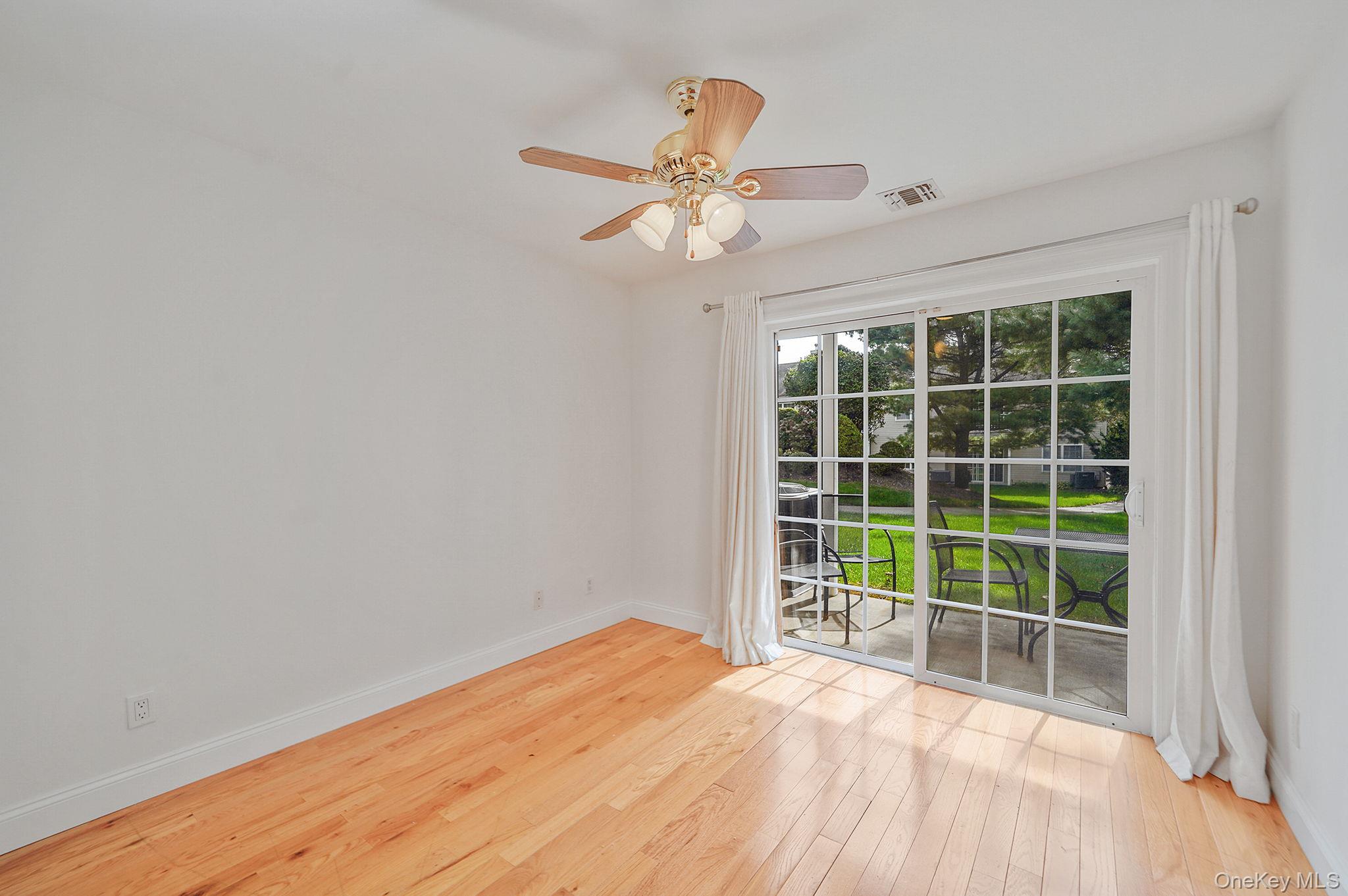 935 Altessa Boulevard, Melville, NY 11747