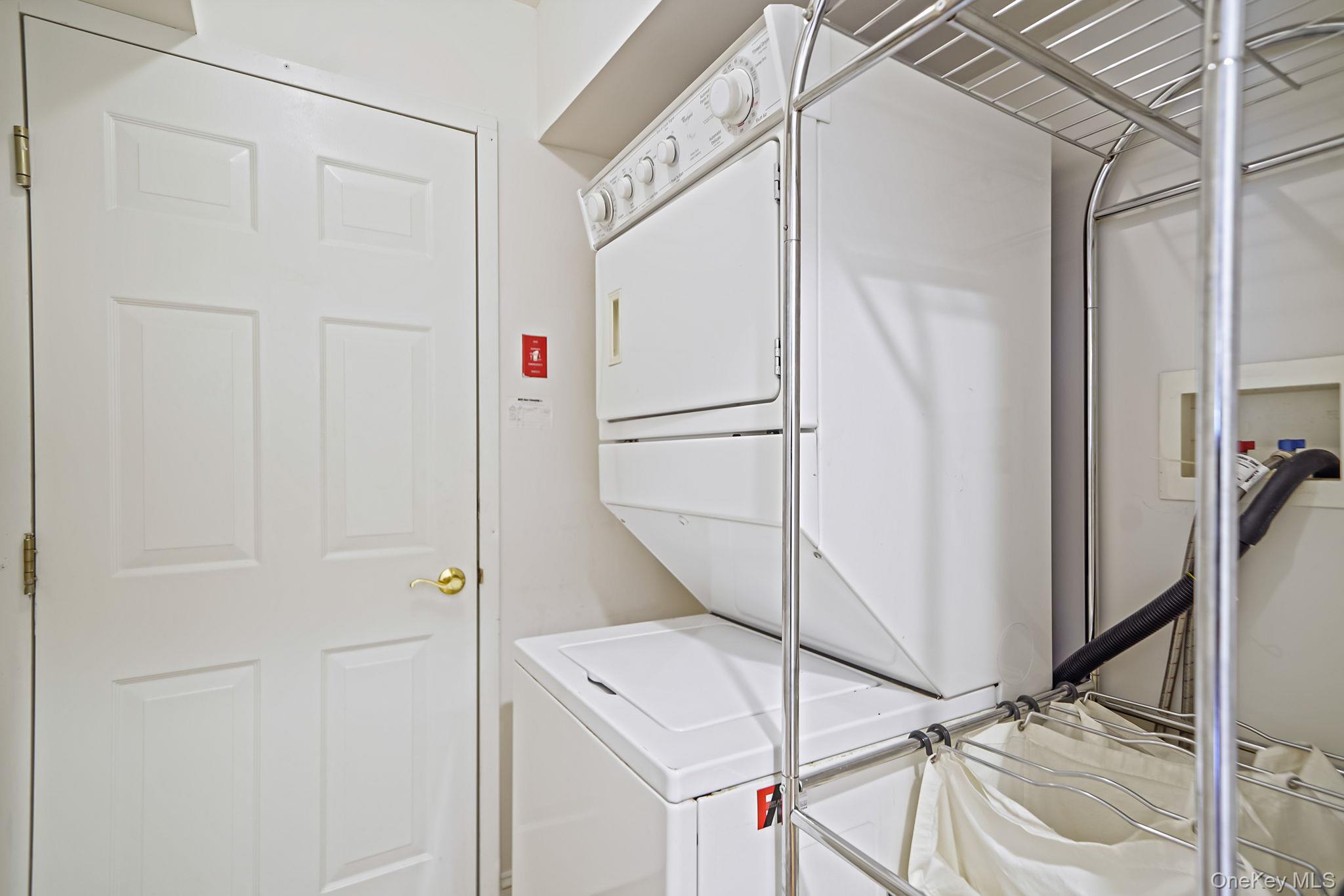 935 Altessa Boulevard, Melville, NY 11747