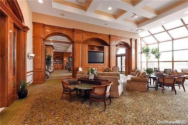 935 Altessa Boulevard, Melville, NY 11747