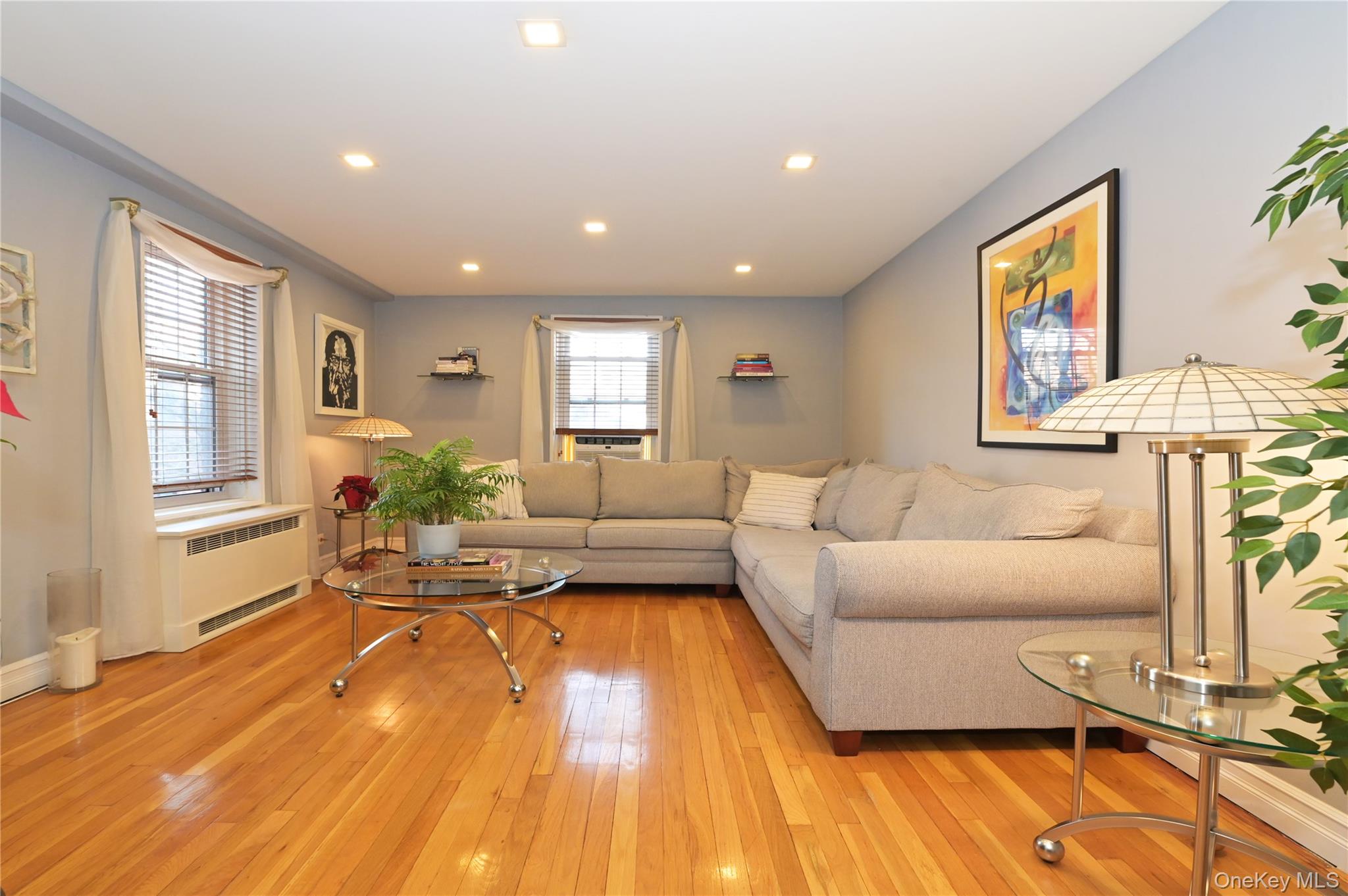 139-09 84th Drive # 306, Briarwood, NY 11435