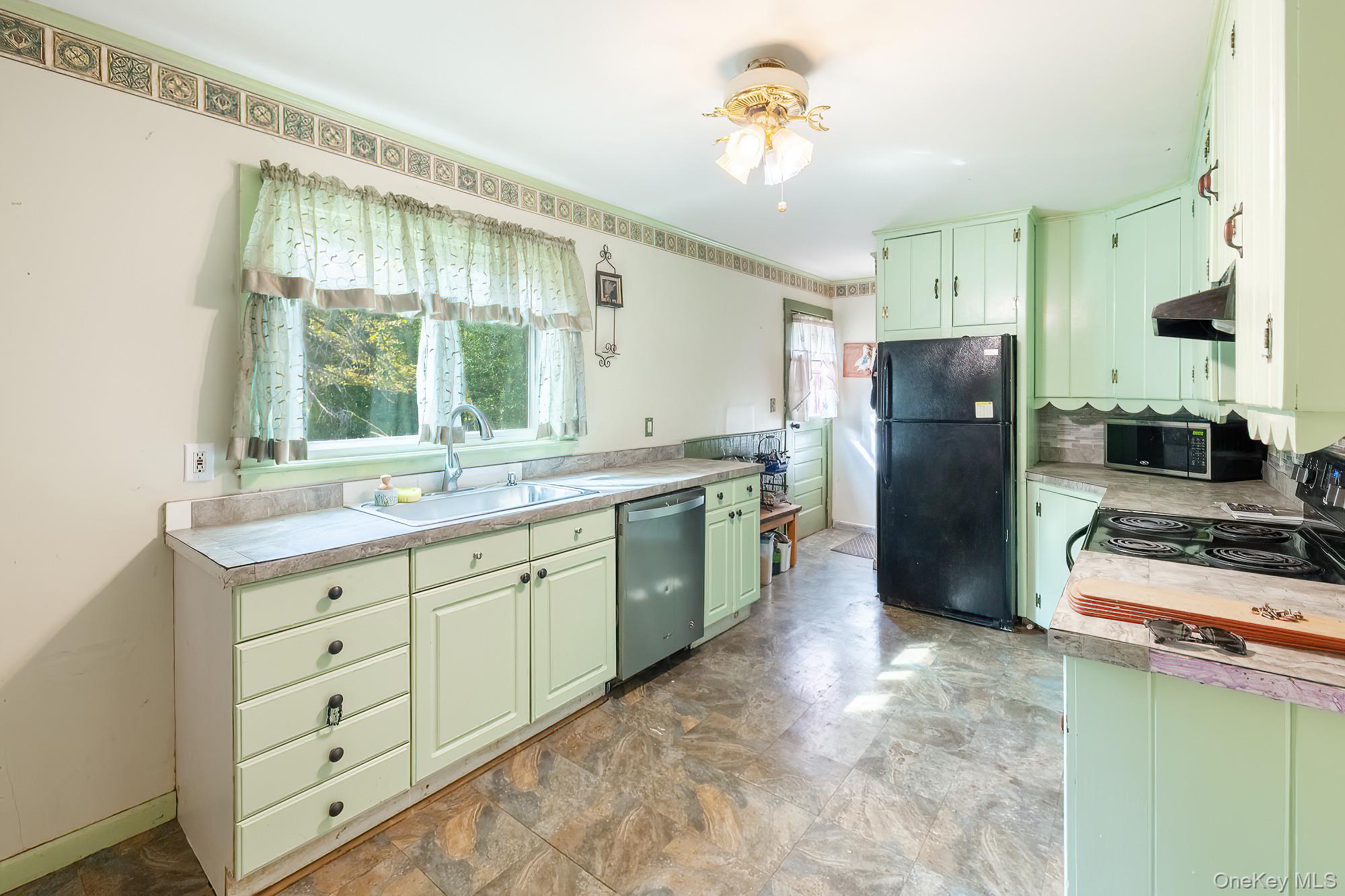 240 Stevers Crossing Road, Hudson, NY 12534