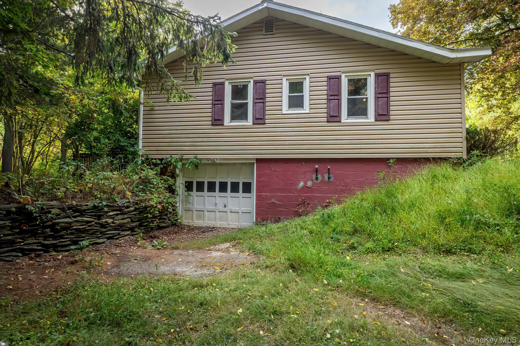 240 Stevers Crossing Road, Hudson, NY 12534