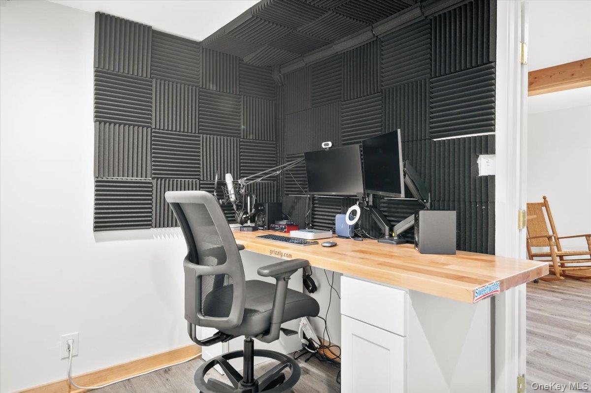 26 Carle Road, Mount Tremper, NY 12457