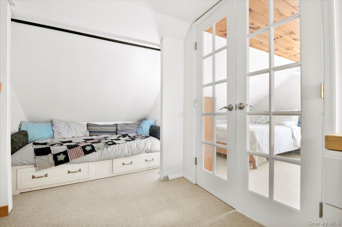 26 Carle Road, Mount Tremper, NY 12457