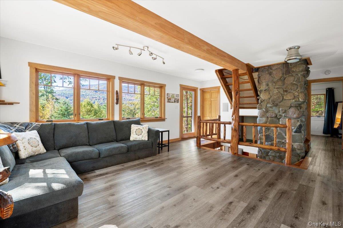 26 Carle Road, Mount Tremper, NY 12457