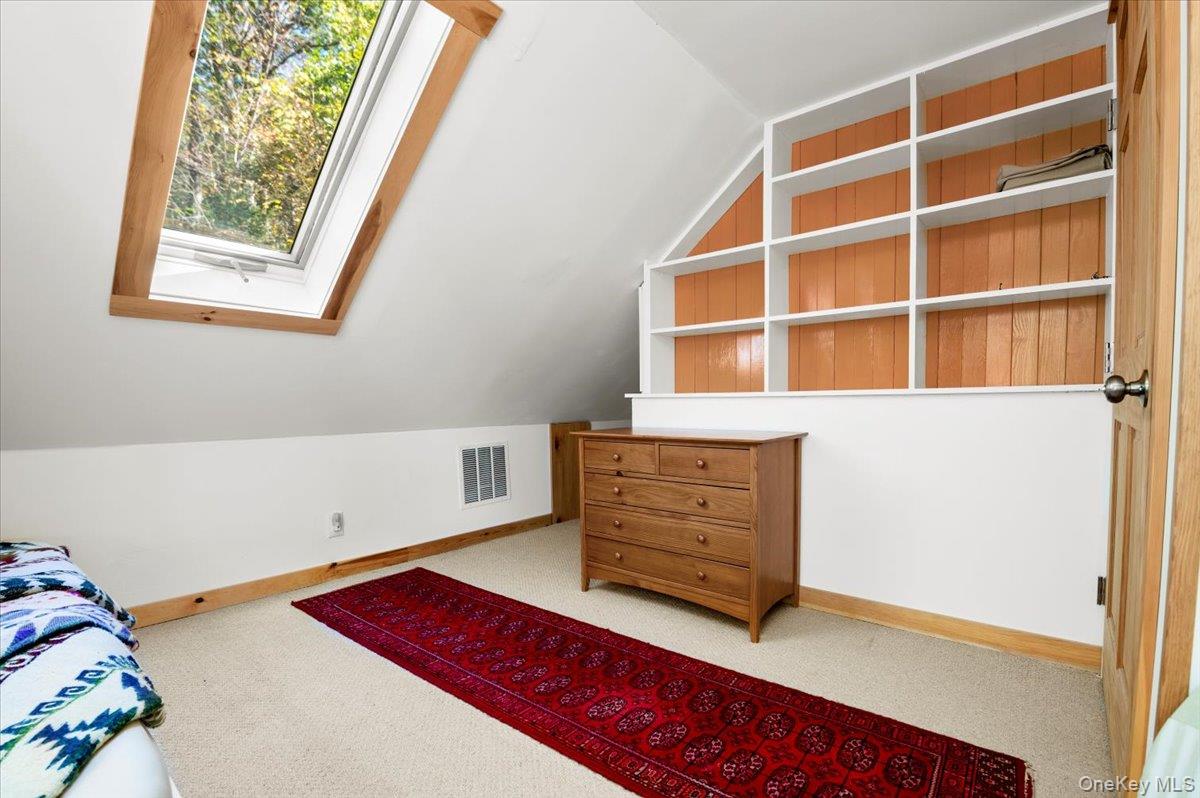 26 Carle Road, Mount Tremper, NY 12457