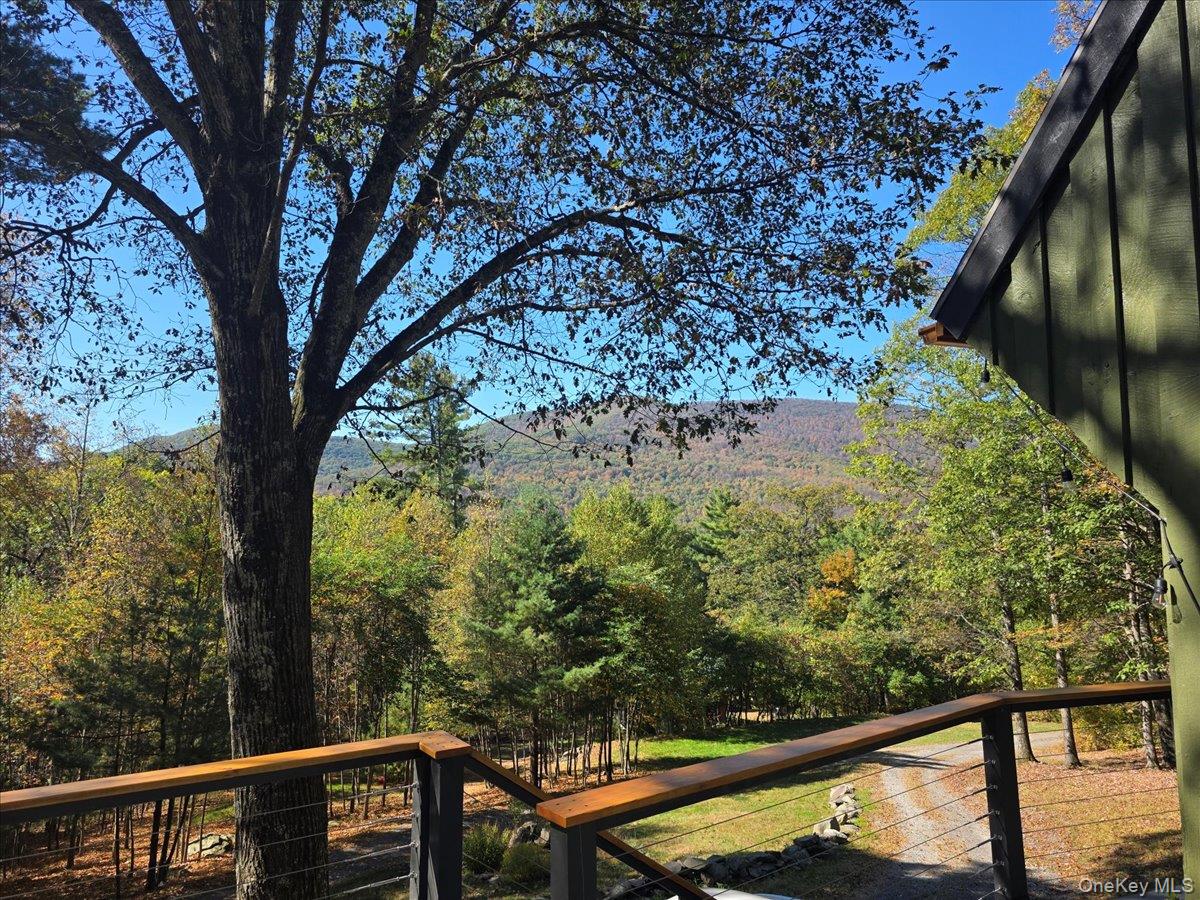 26 Carle Road, Mount Tremper, NY 12457