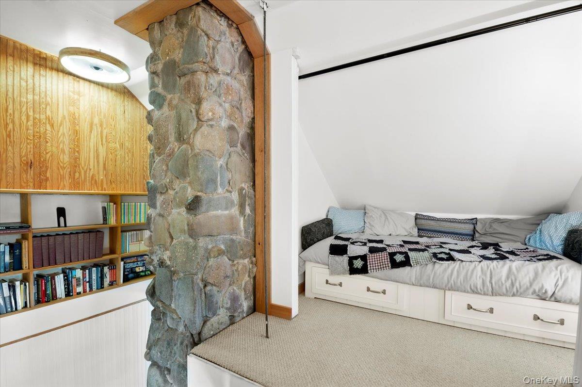 26 Carle Road, Mount Tremper, NY 12457