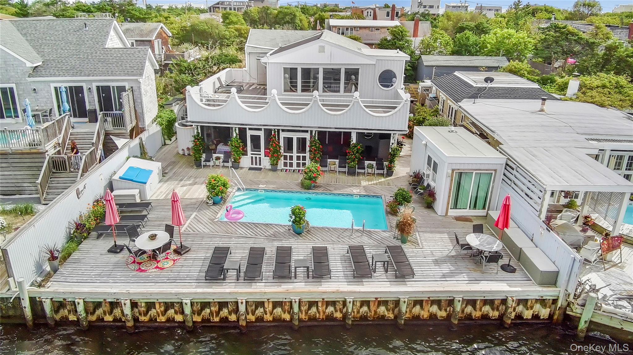 115 Bayview Walk, Cherry Grove, NY 11782