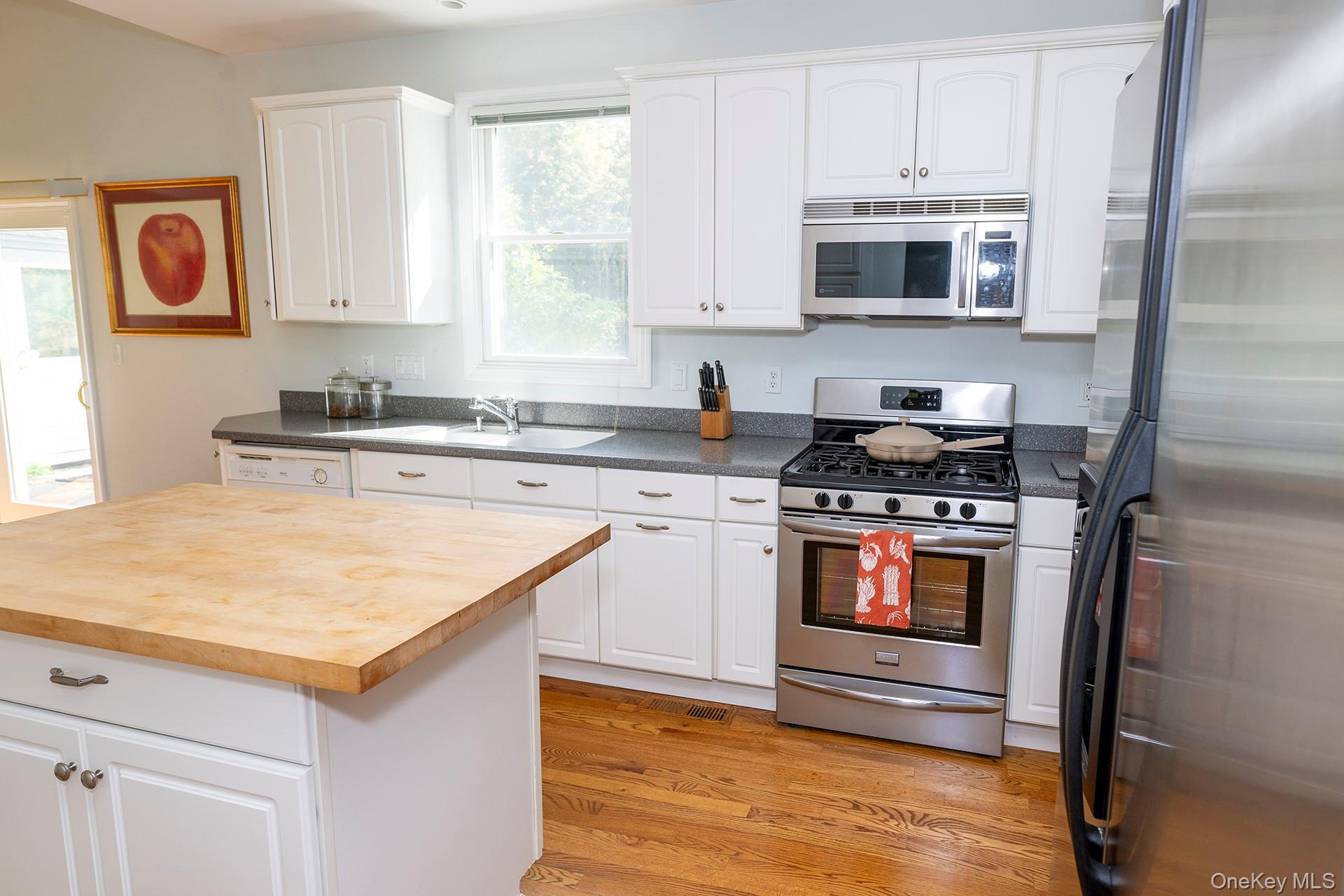 28 Clinton Corners Road, Salt Point, NY 12578