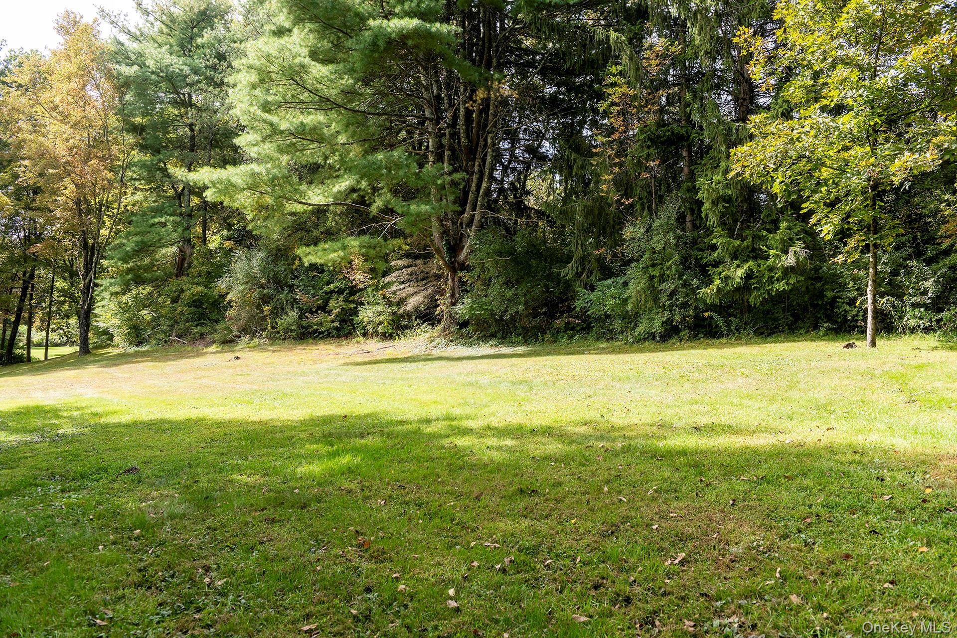 28 Clinton Corners Road, Salt Point, NY 12578