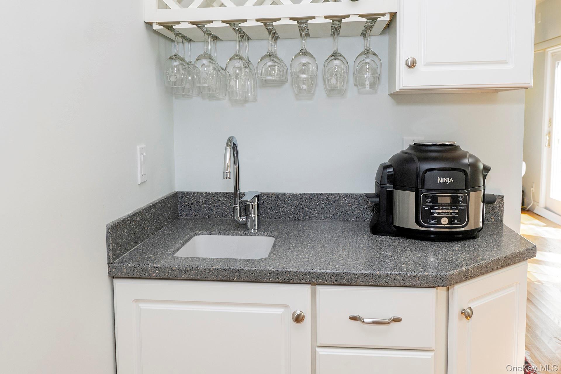 28 Clinton Corners Road, Salt Point, NY 12578