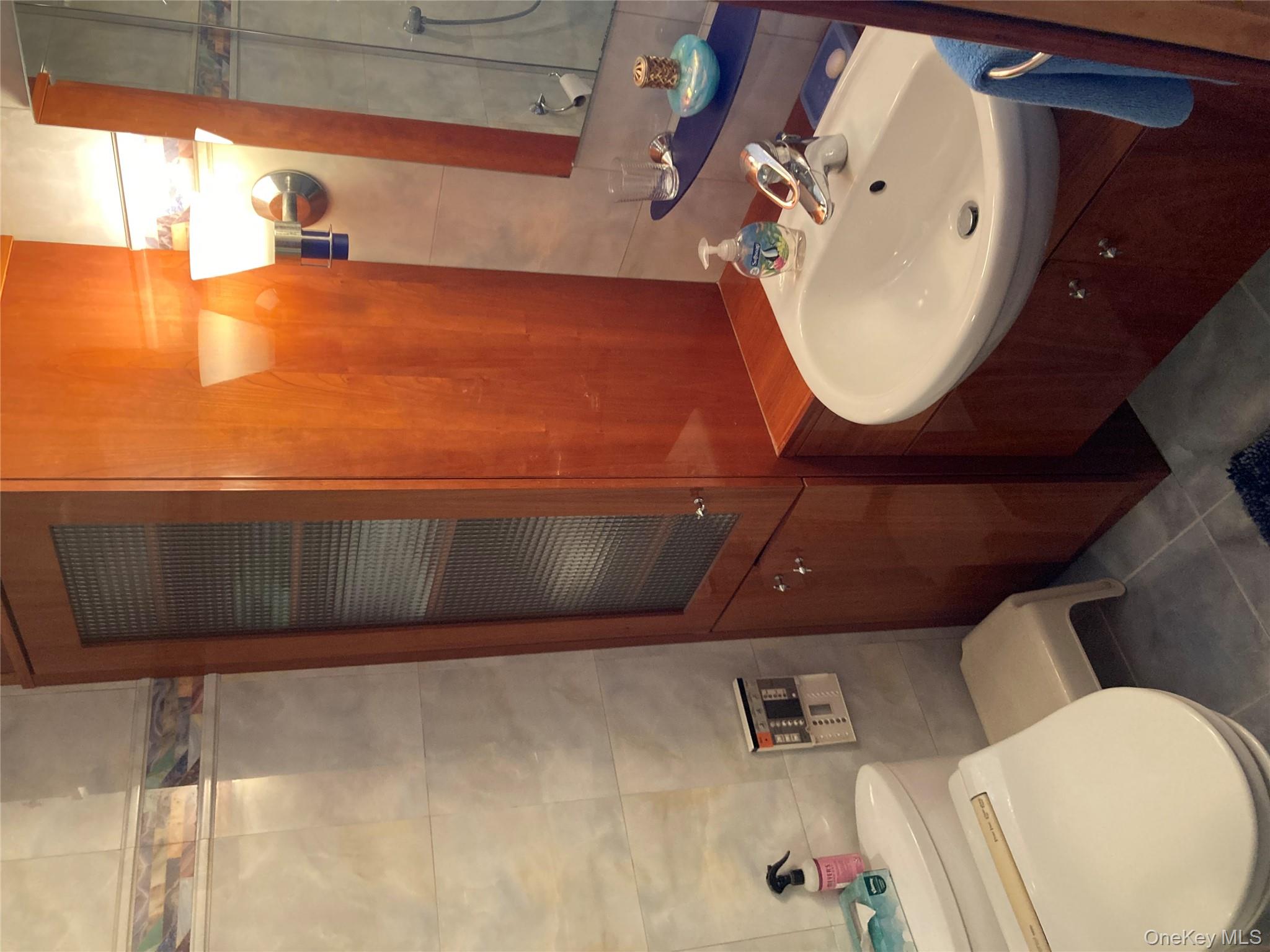 780 W Broadway # 5J, Long Beach, NY 11561