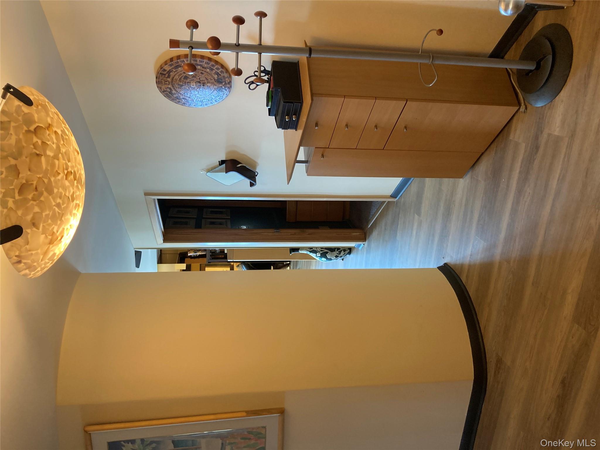 780 W Broadway # 5J, Long Beach, NY 11561