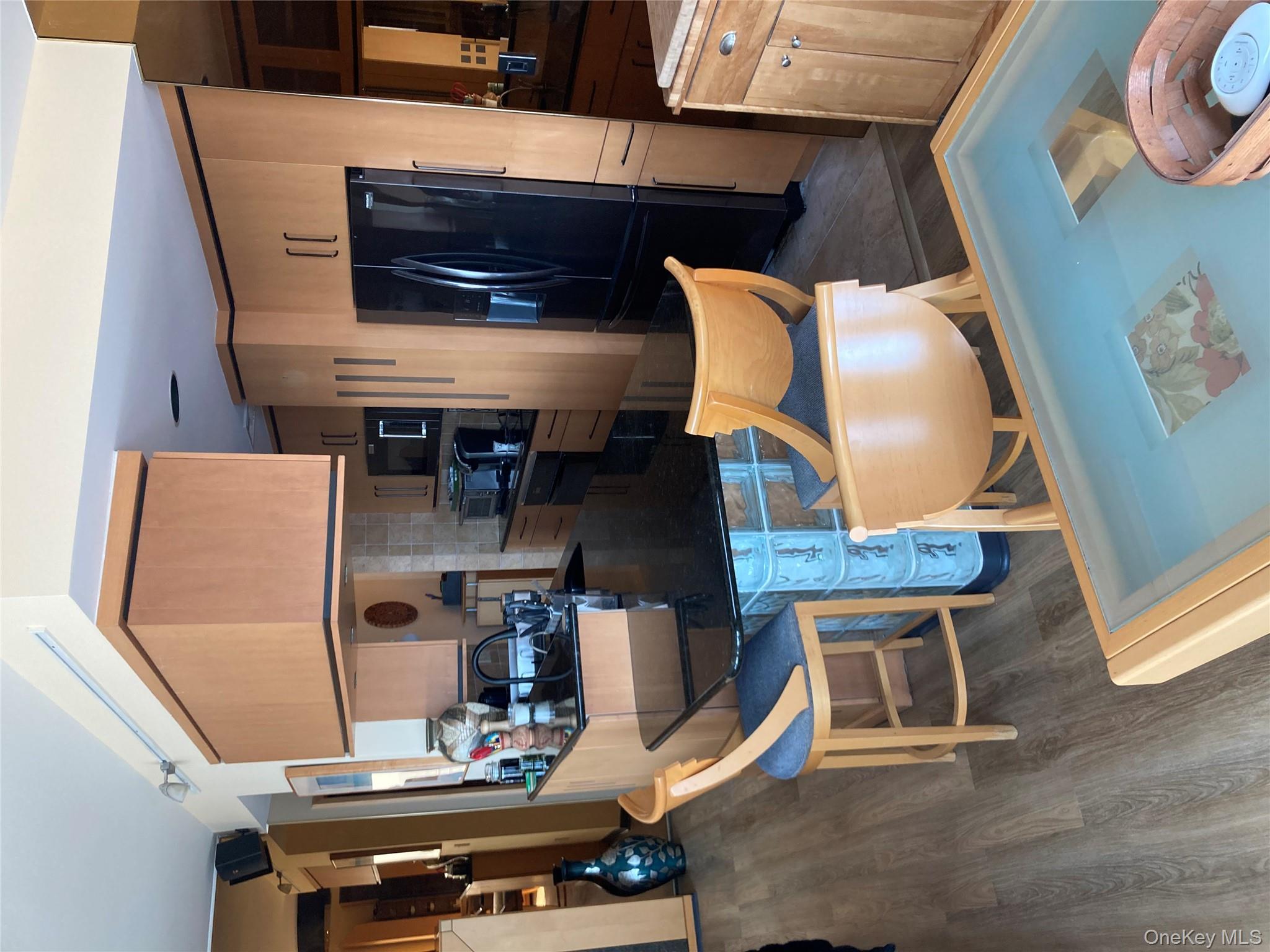 780 W Broadway # 5J, Long Beach, NY 11561