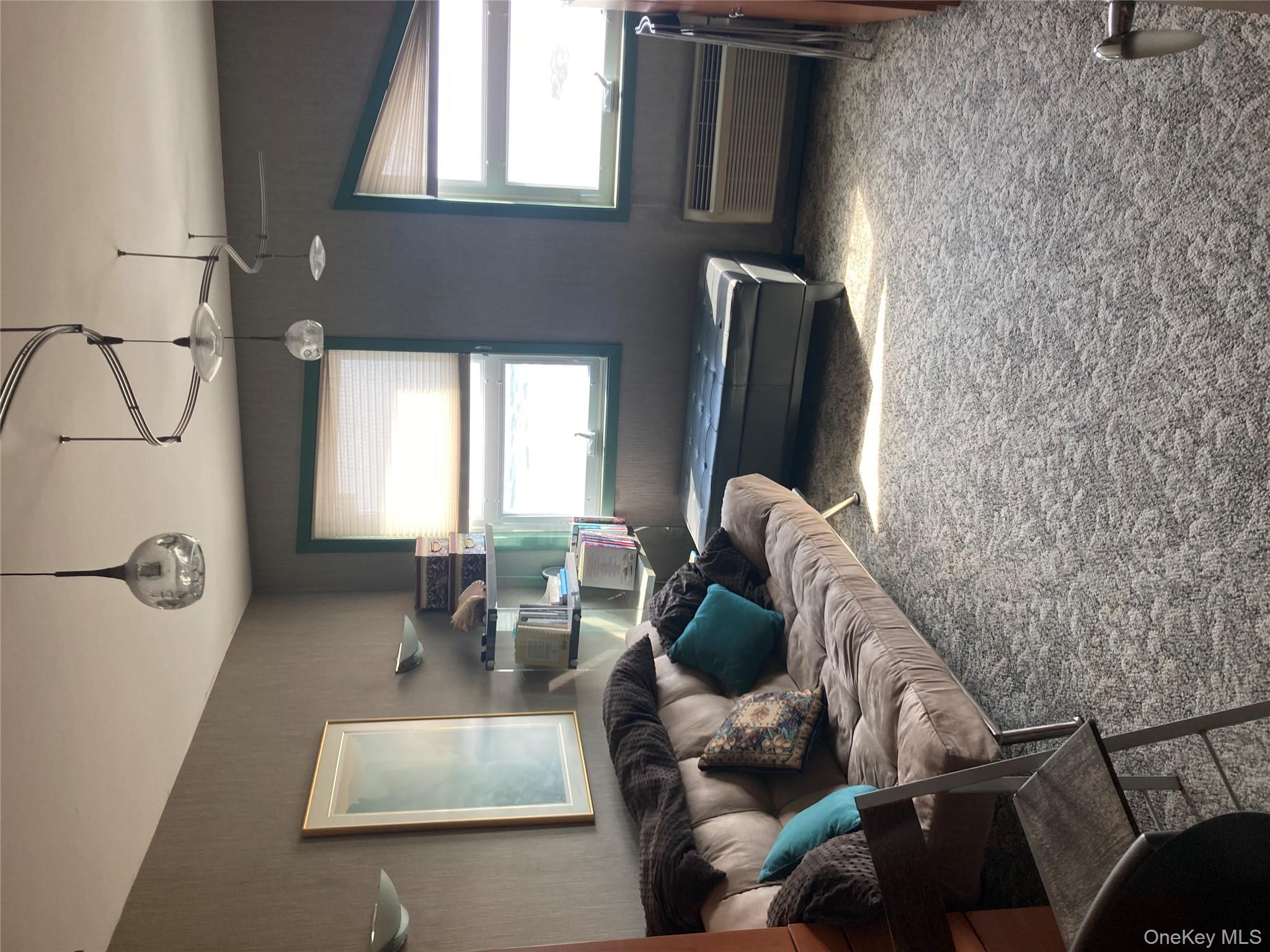 780 W Broadway # 5J, Long Beach, NY 11561