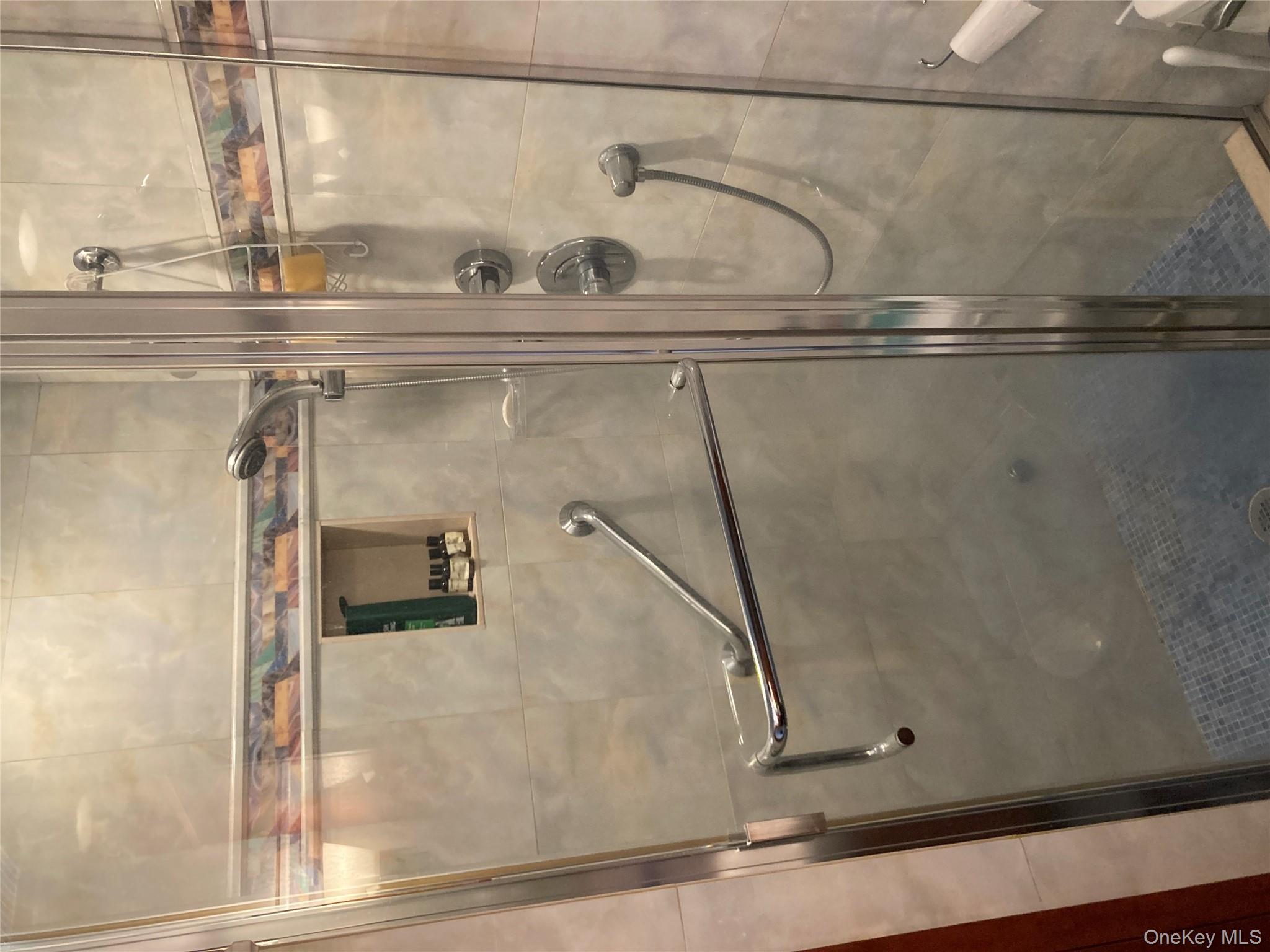 780 W Broadway # 5J, Long Beach, NY 11561