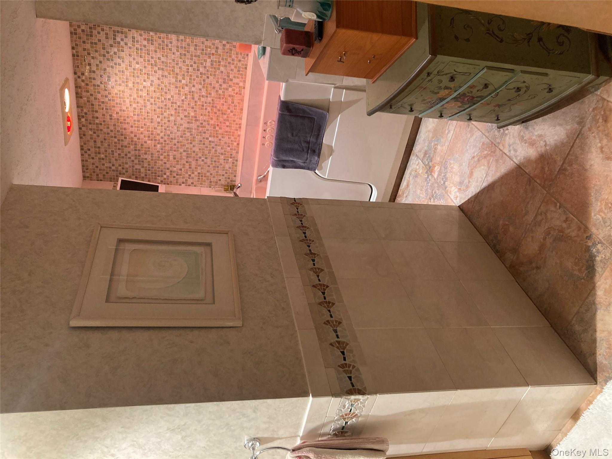 780 W Broadway # 5J, Long Beach, NY 11561