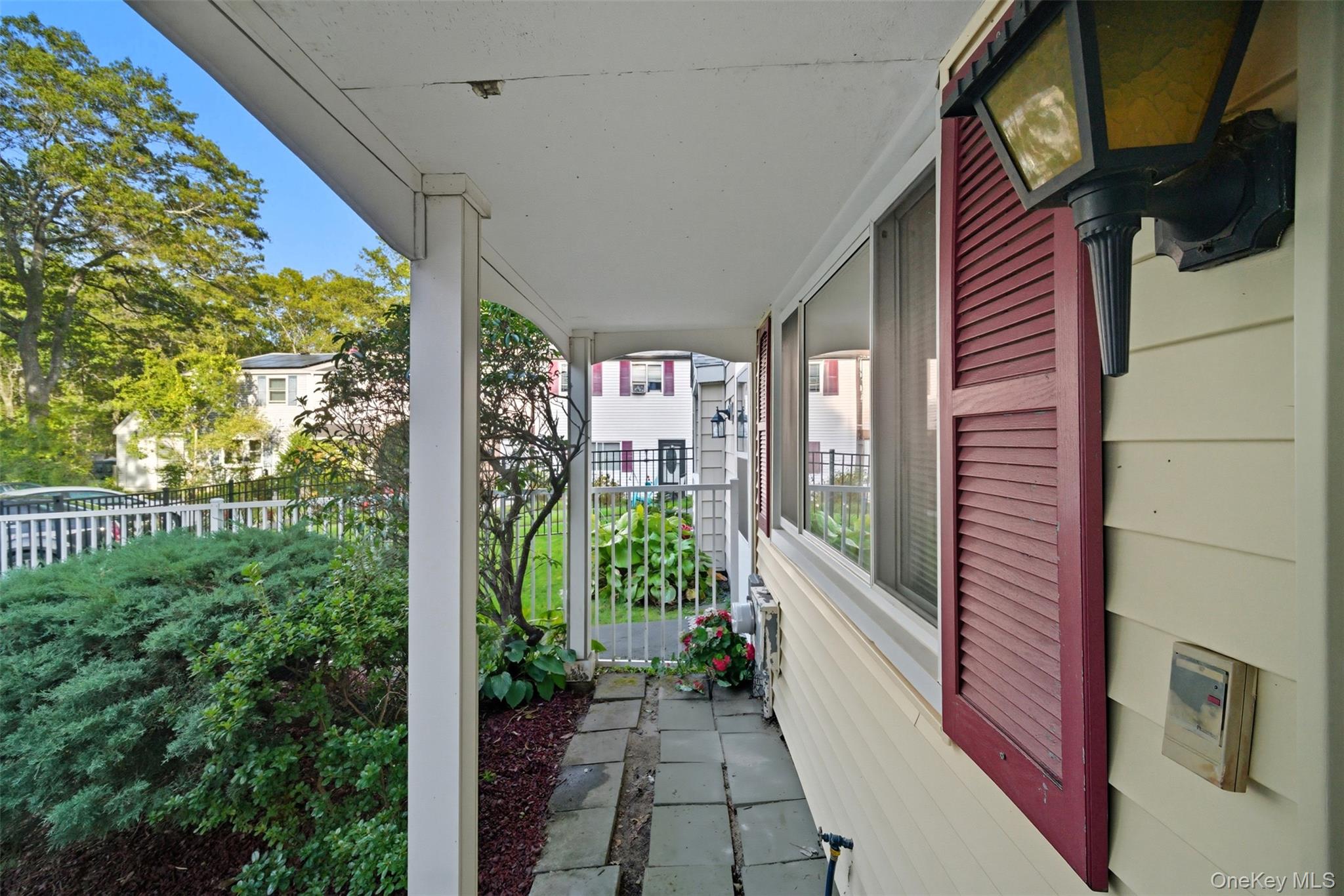 24 Wooded Way, Calverton, NY 11933