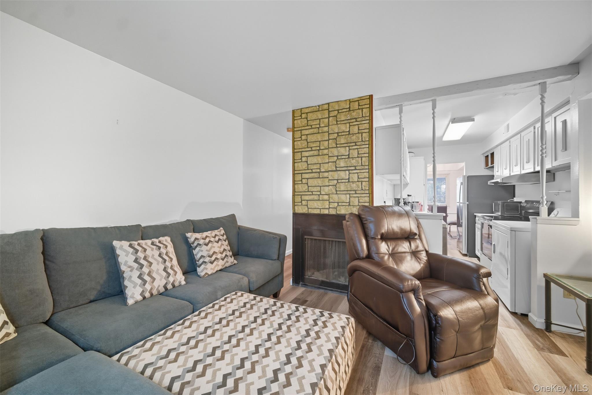 24 Wooded Way, Calverton, NY 11933