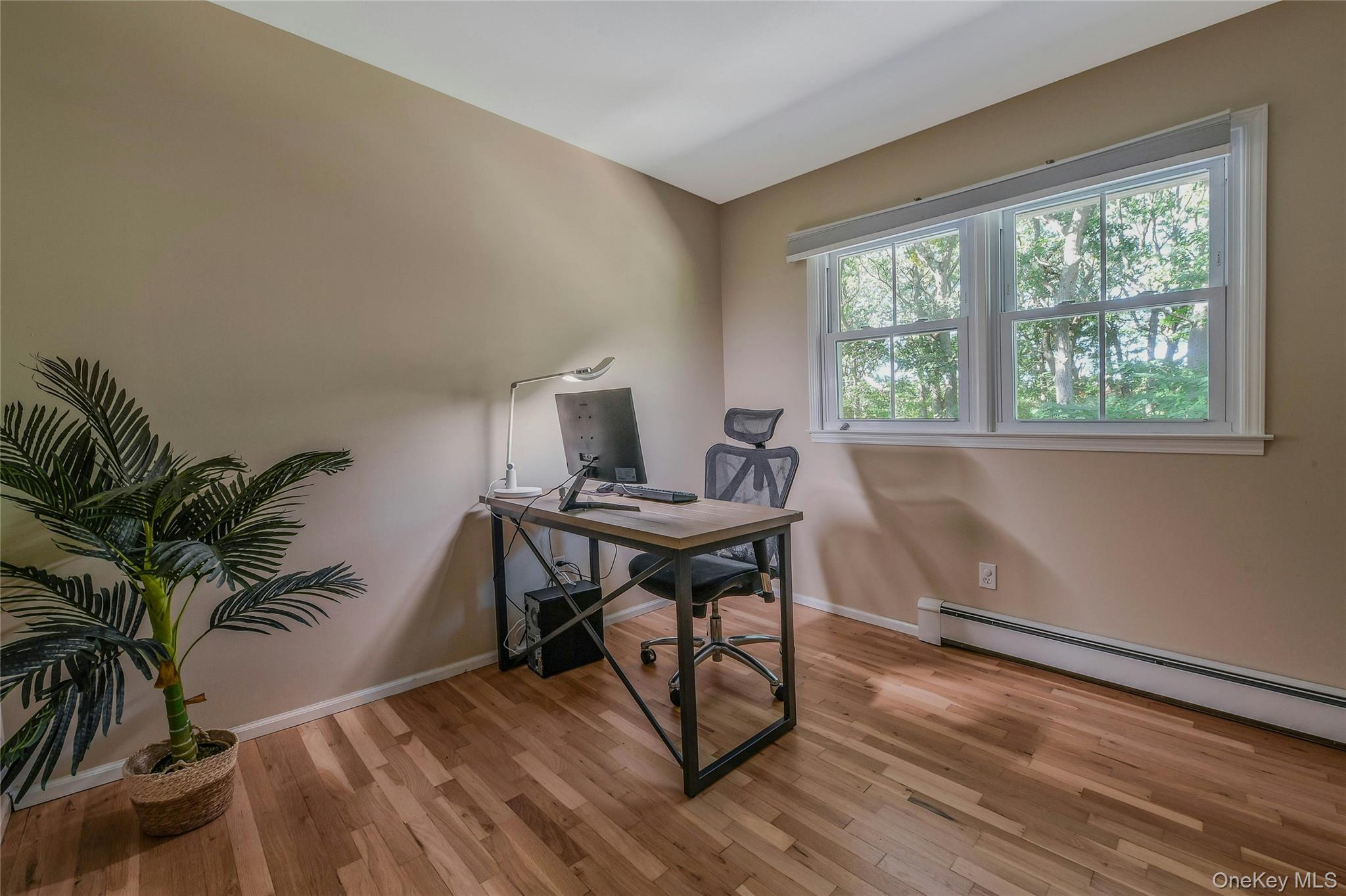 19 Fox Road, East Setauket, NY 11733