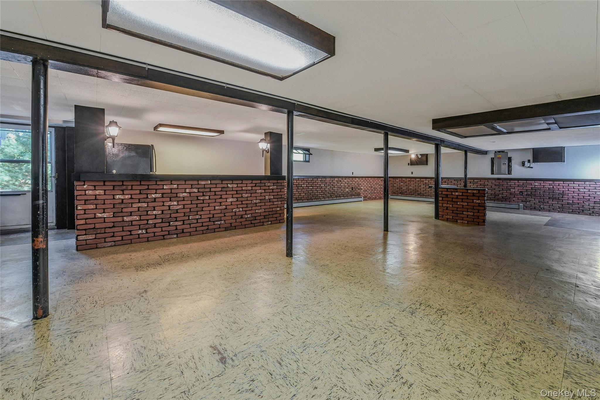 19 Fox Road, East Setauket, NY 11733