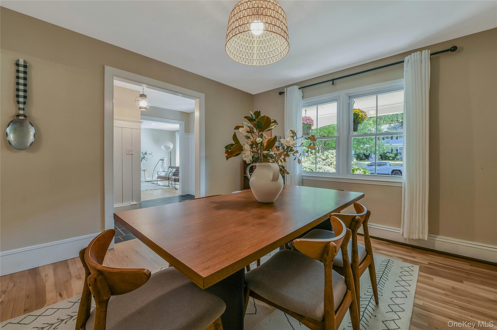 19 Fox Road, East Setauket, NY 11733