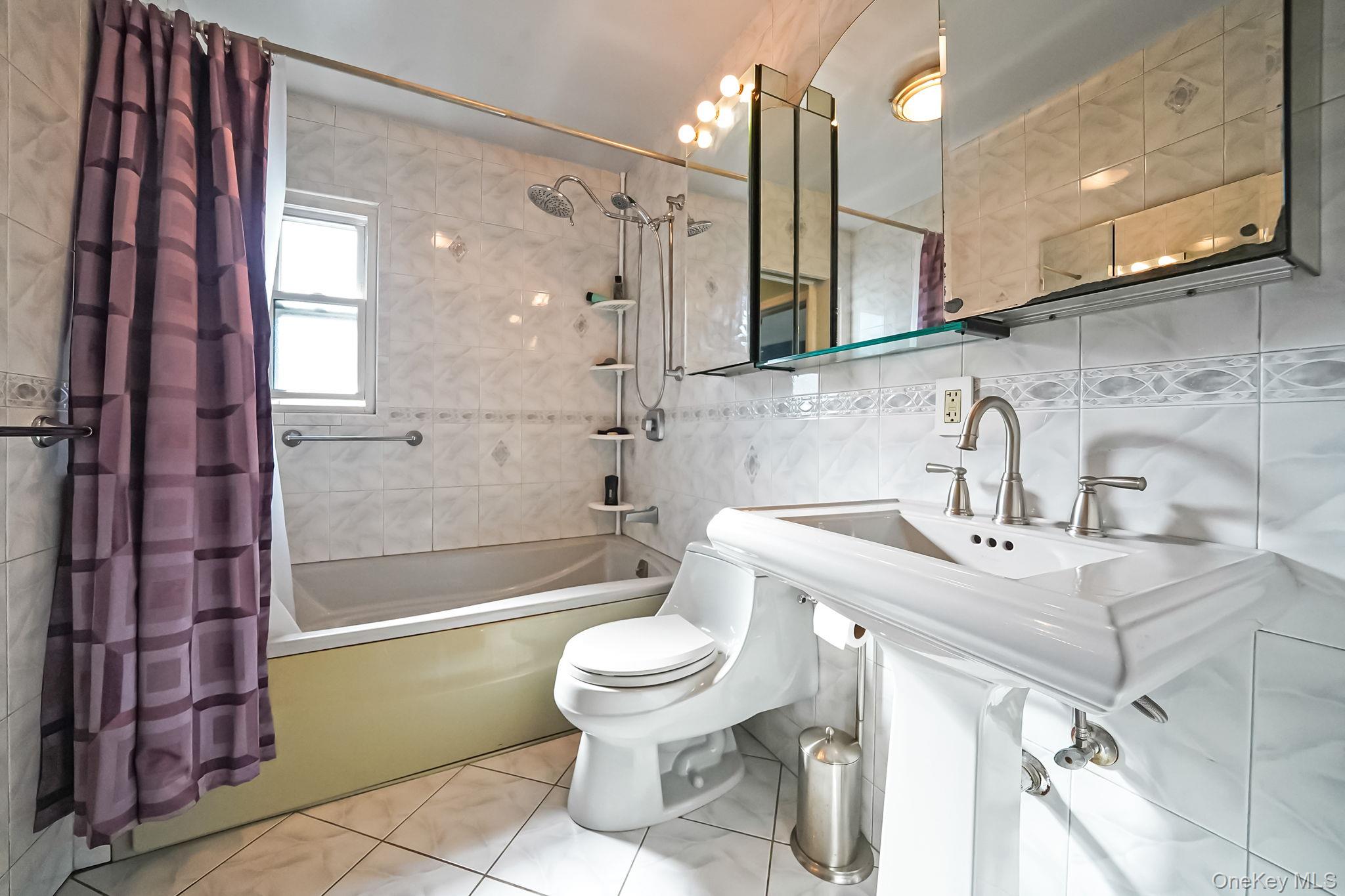 13437 157th Street, Jamaica, NY 11434