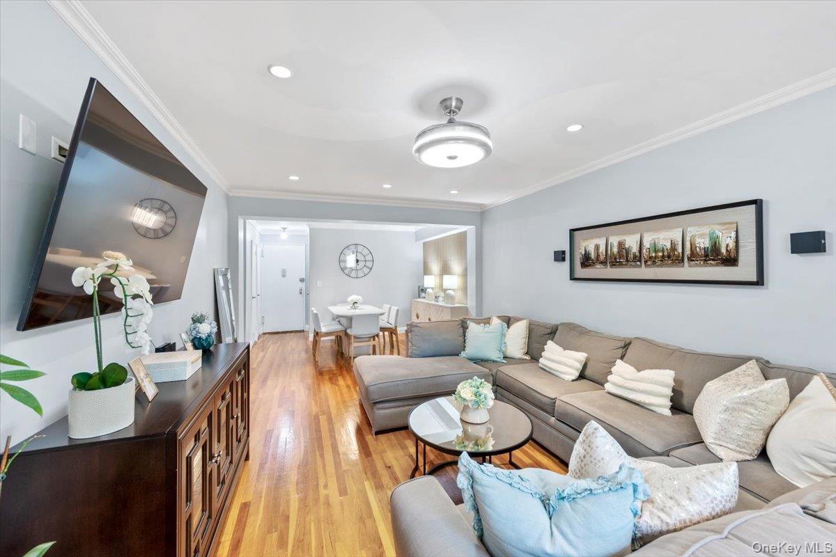 5 Sadore Lane # 5P, Yonkers, NY 10710