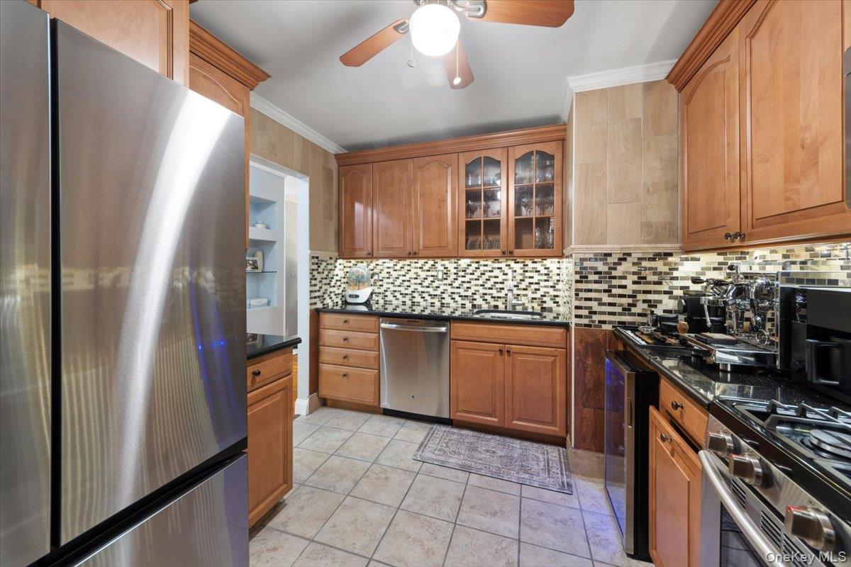 5 Sadore Lane # 5P, Yonkers, NY 10710