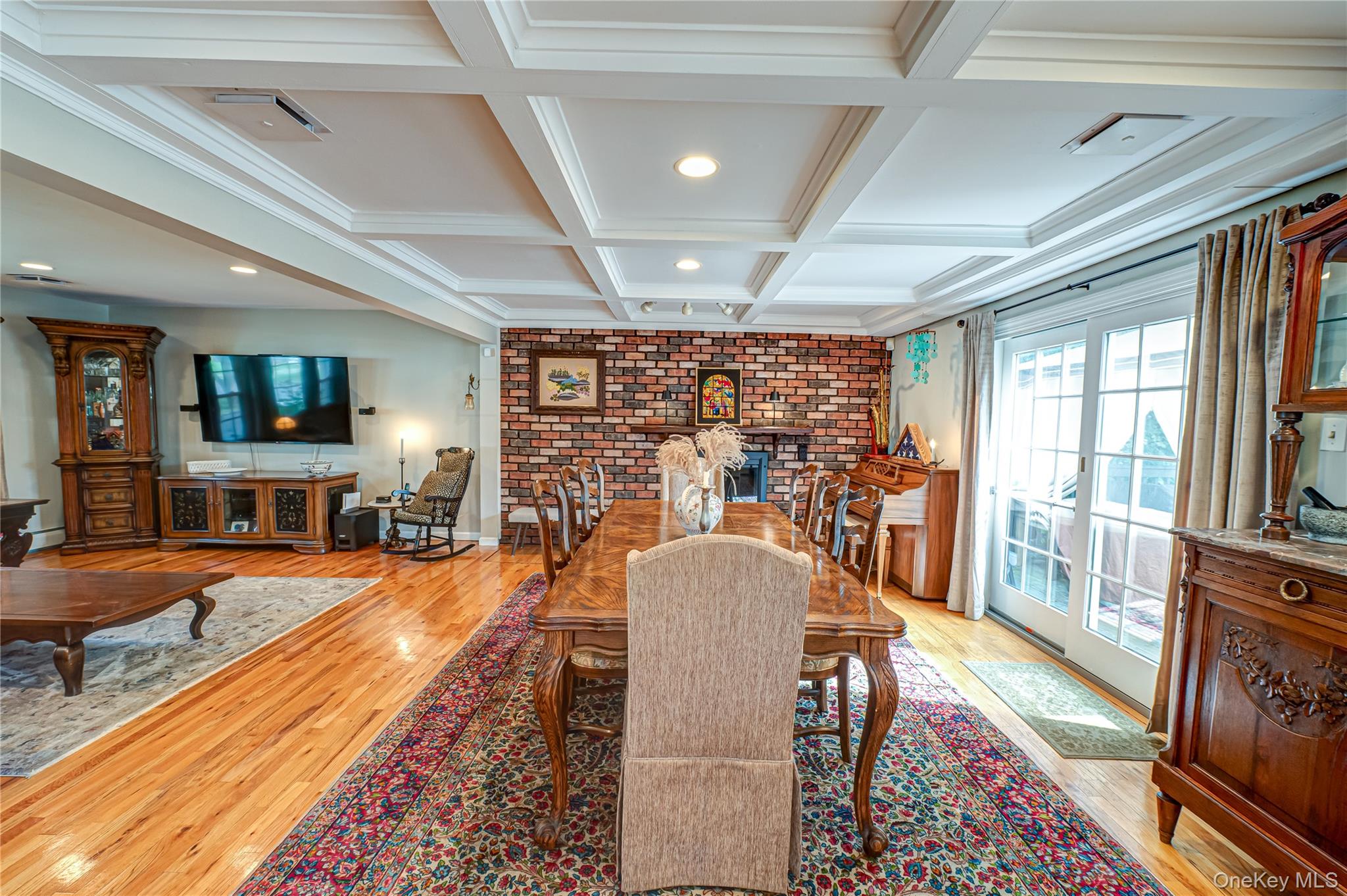 62 Wichard Boulevard, Commack, NY 11725