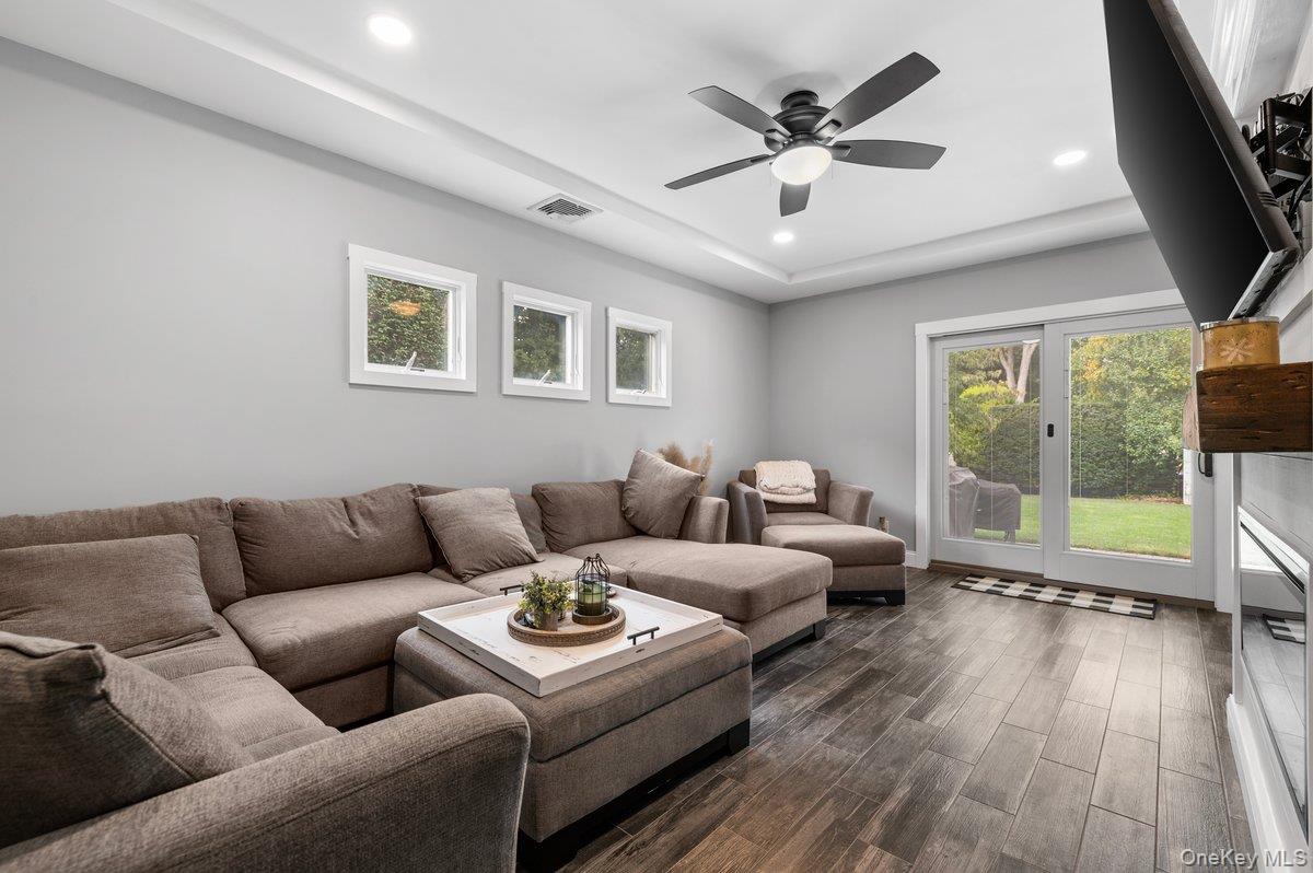 117 N 1st Street, Sayville, NY 11782