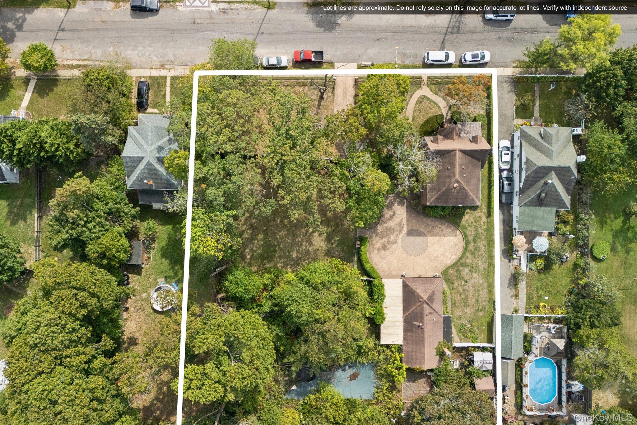 24 3rd Avenue, Central Islip, NY 11722