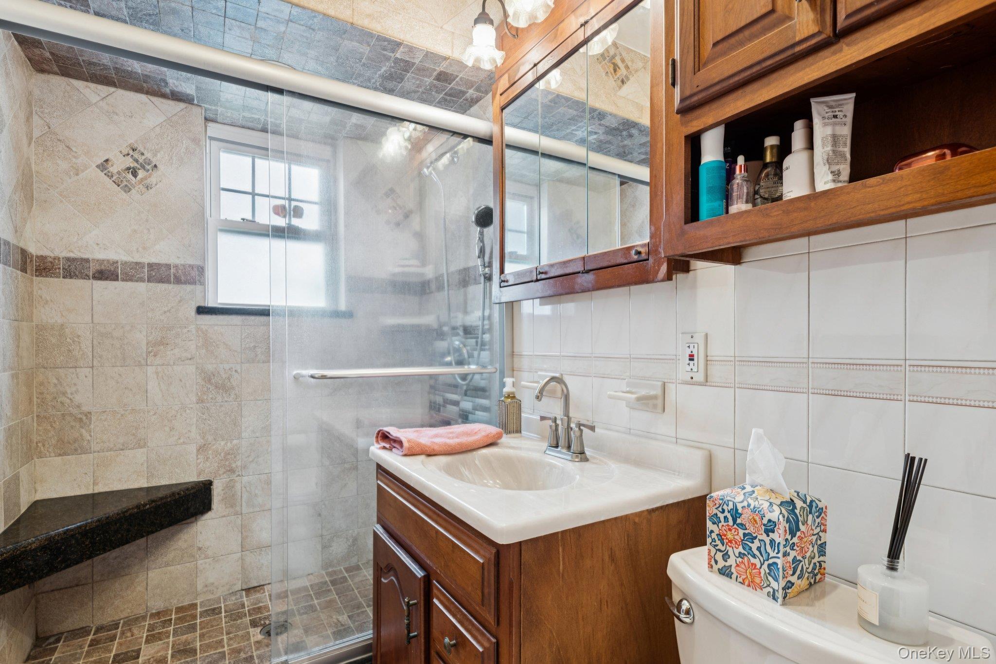 24 3rd Avenue, Central Islip, NY 11722