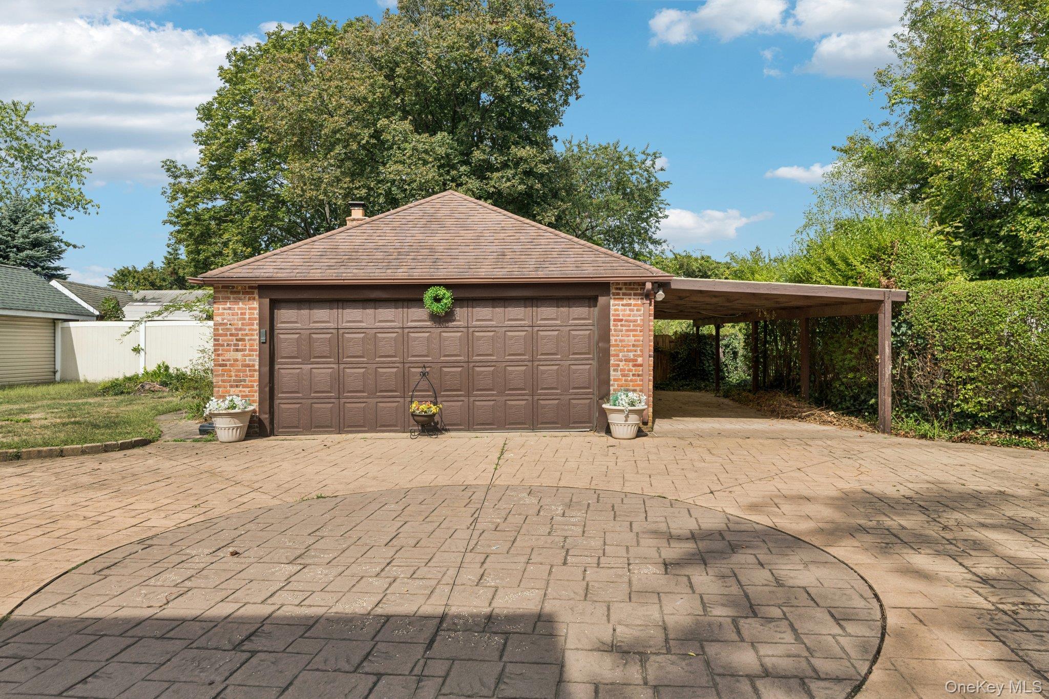 24 3rd Avenue, Central Islip, NY 11722