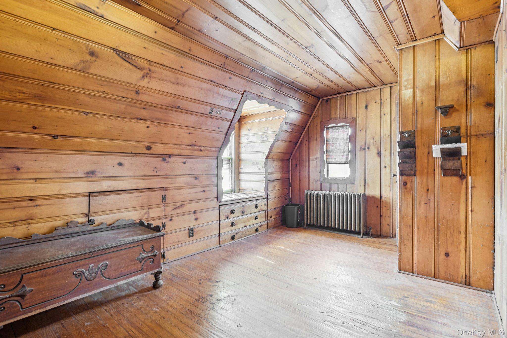 24 3rd Avenue, Central Islip, NY 11722