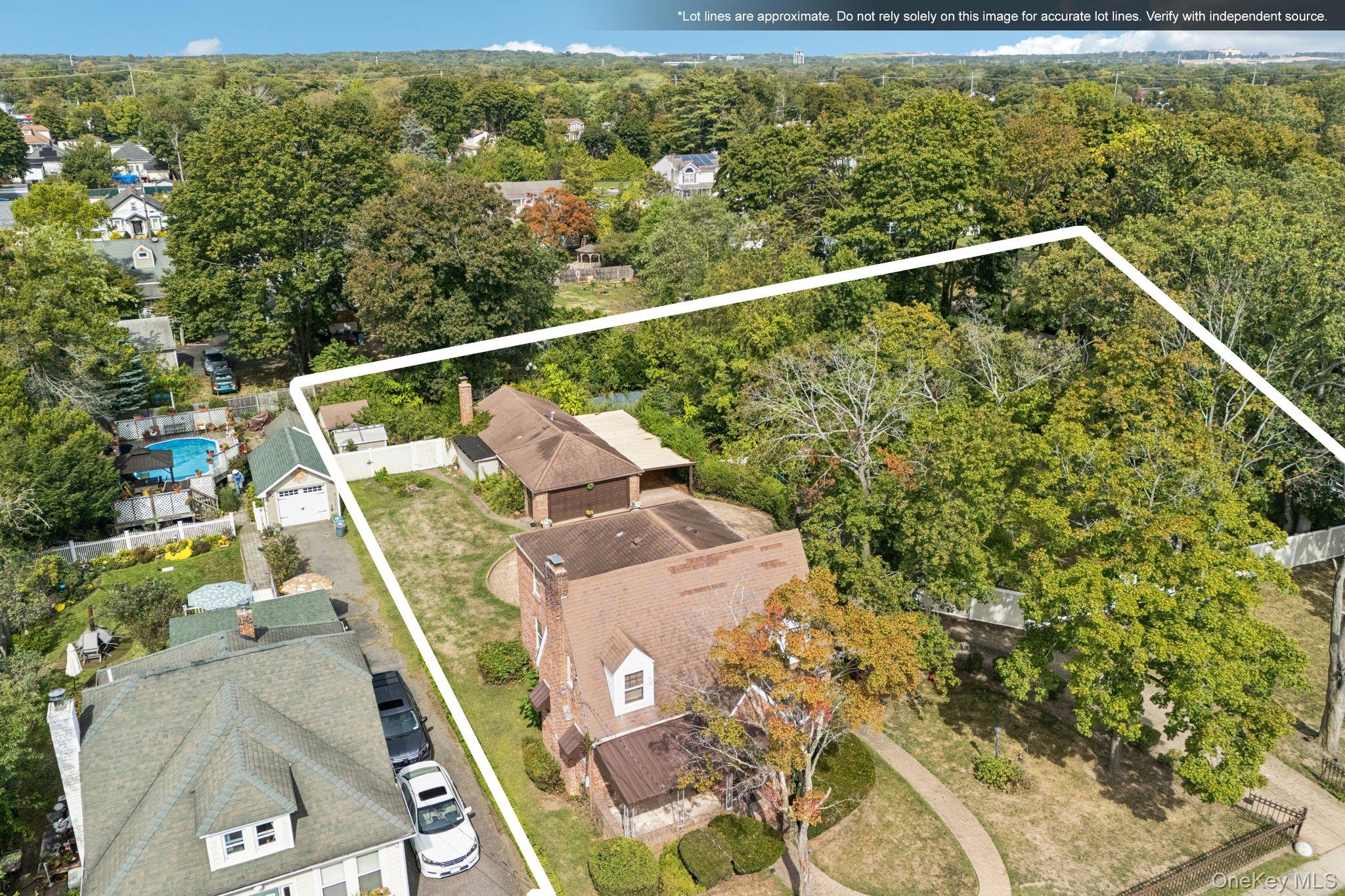 24 3rd Avenue, Central Islip, NY 11722