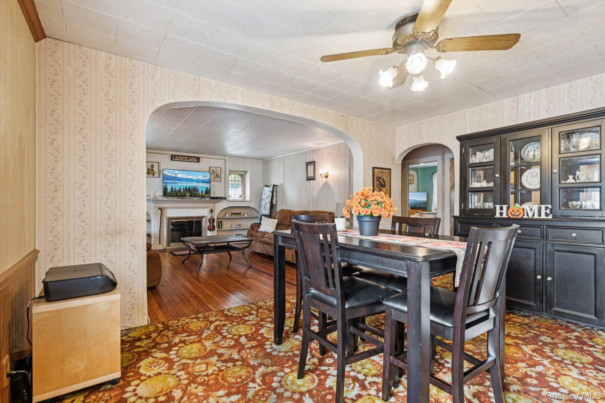 24 3rd Avenue, Central Islip, NY 11722