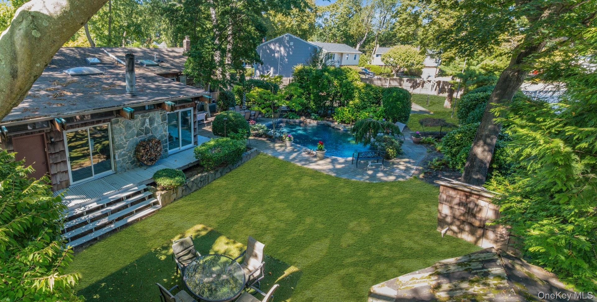 78 Chestnut Street, Glen Cove, NY 11542