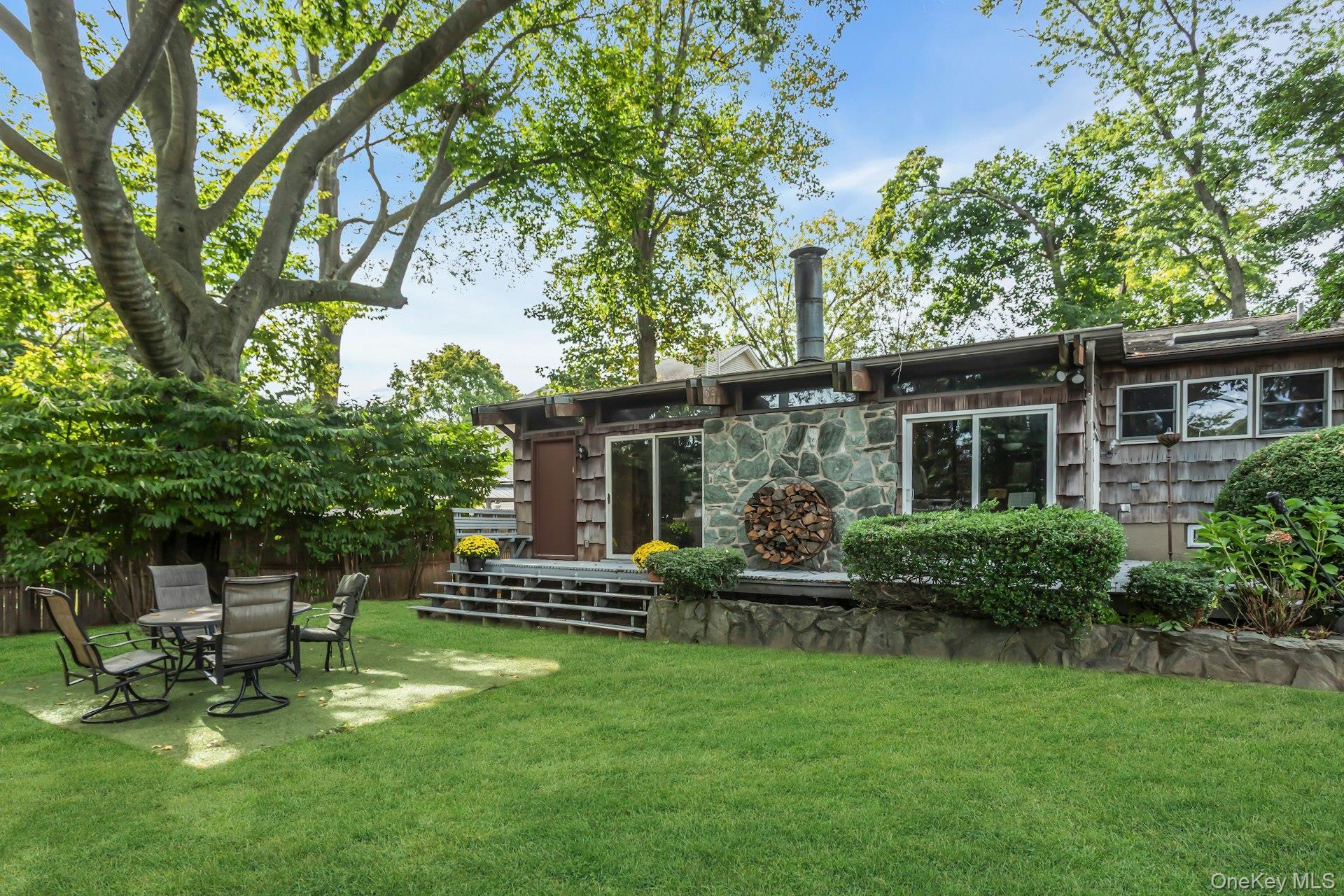 78 Chestnut Street, Glen Cove, NY 11542