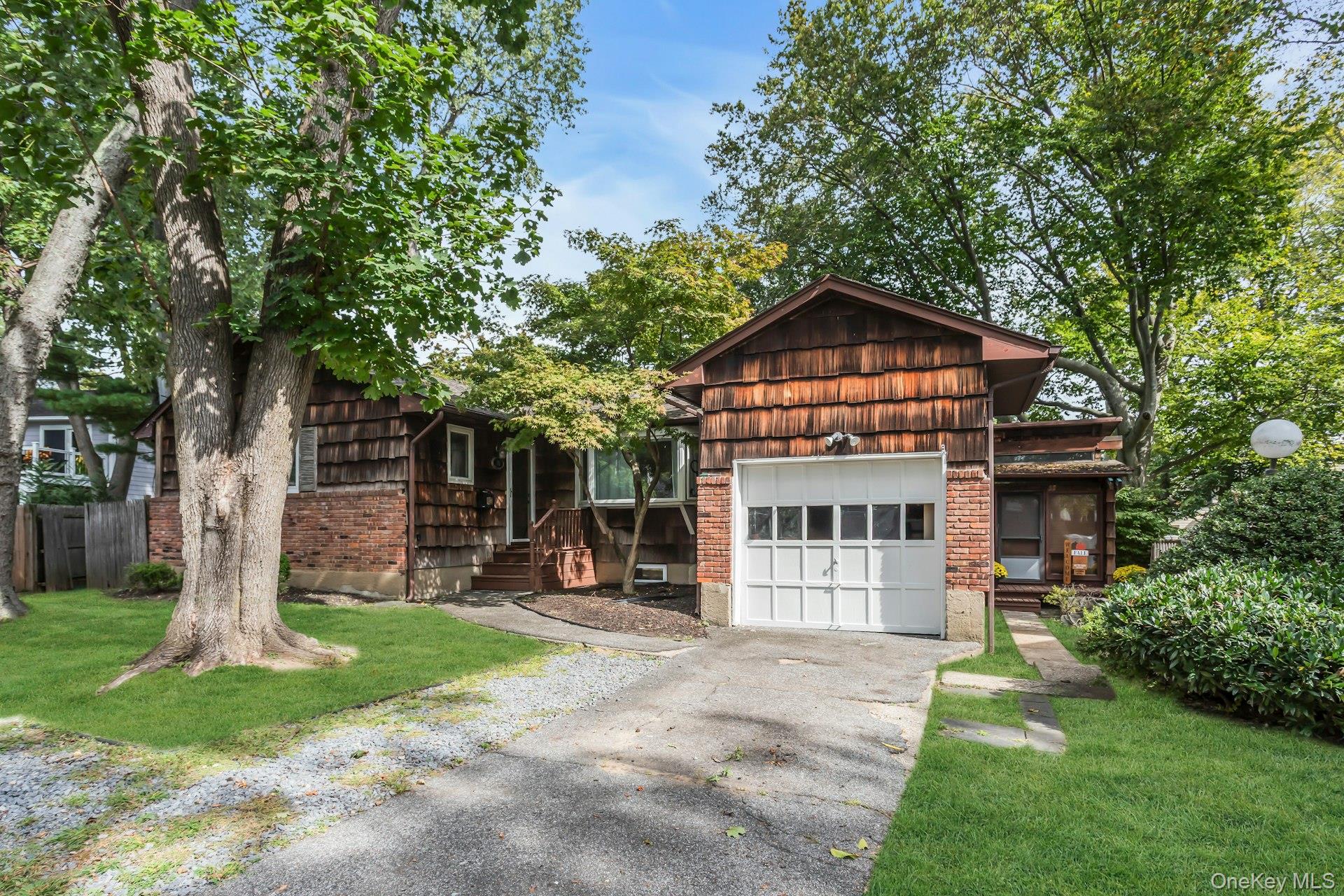 78 Chestnut Street, Glen Cove, NY 11542