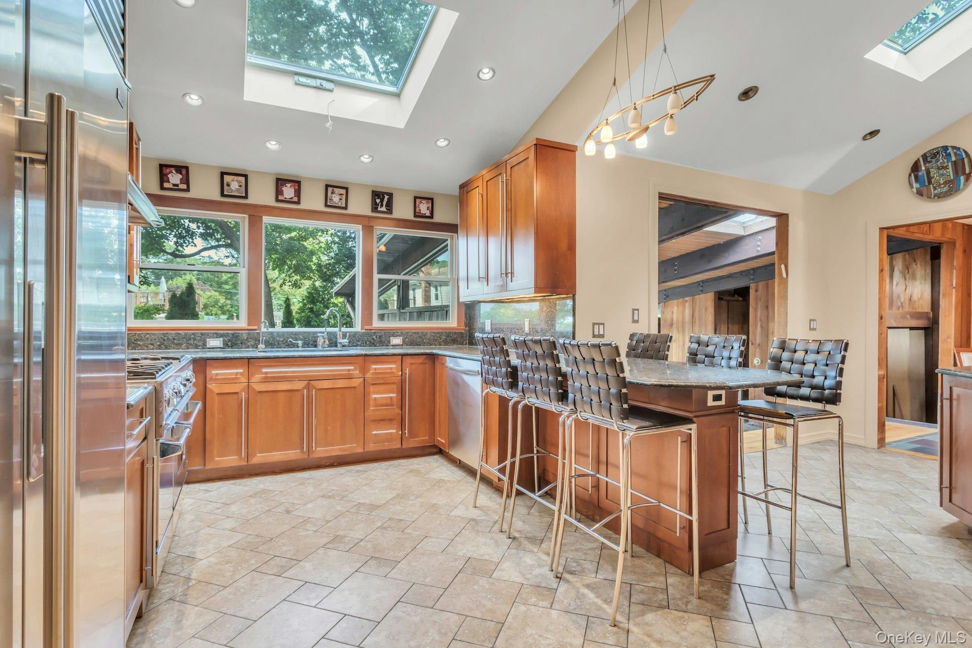 78 Chestnut Street, Glen Cove, NY 11542