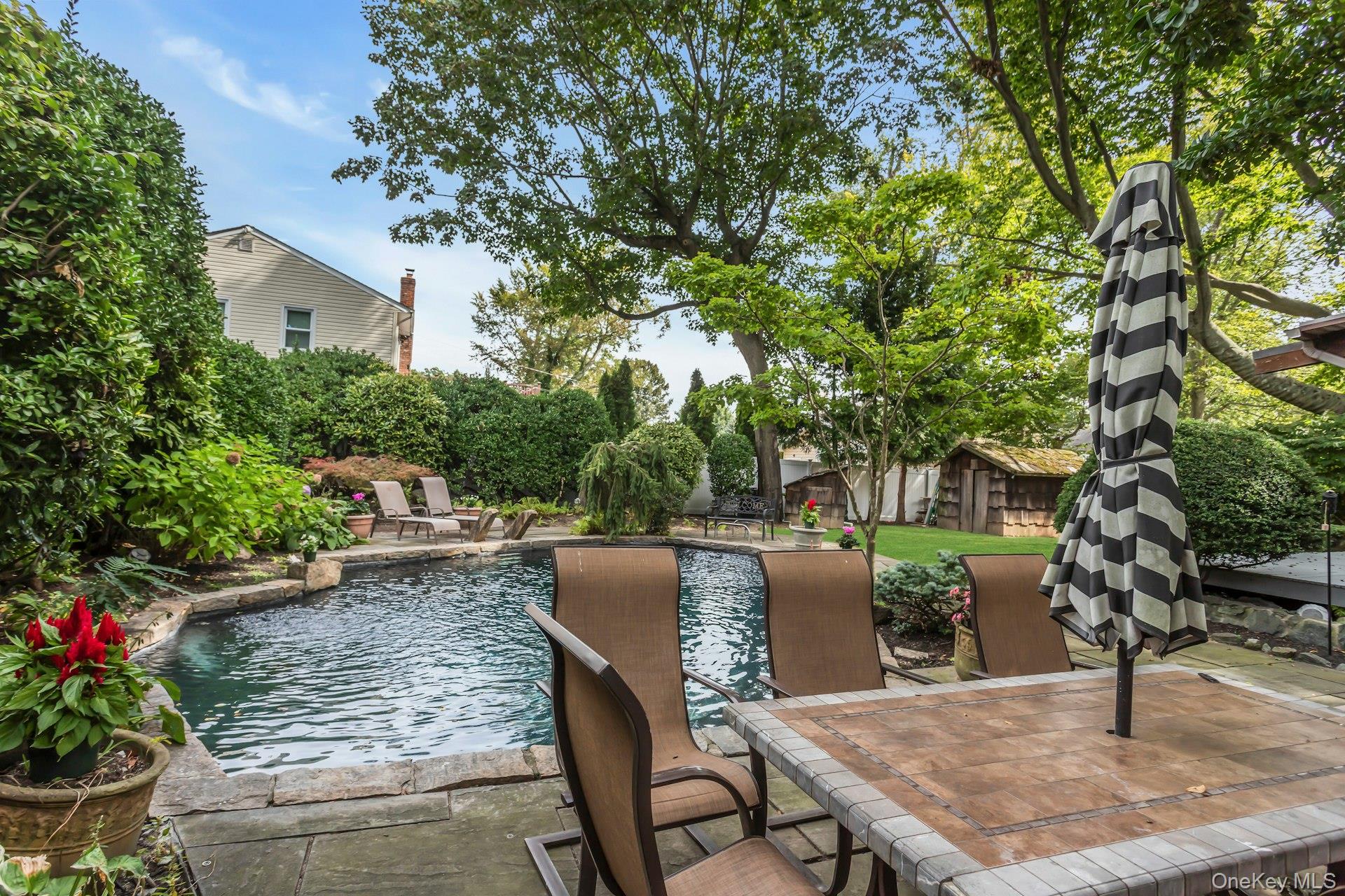 78 Chestnut Street, Glen Cove, NY 11542