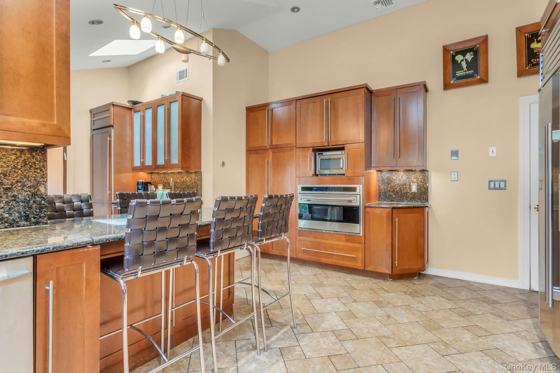 78 Chestnut Street, Glen Cove, NY 11542