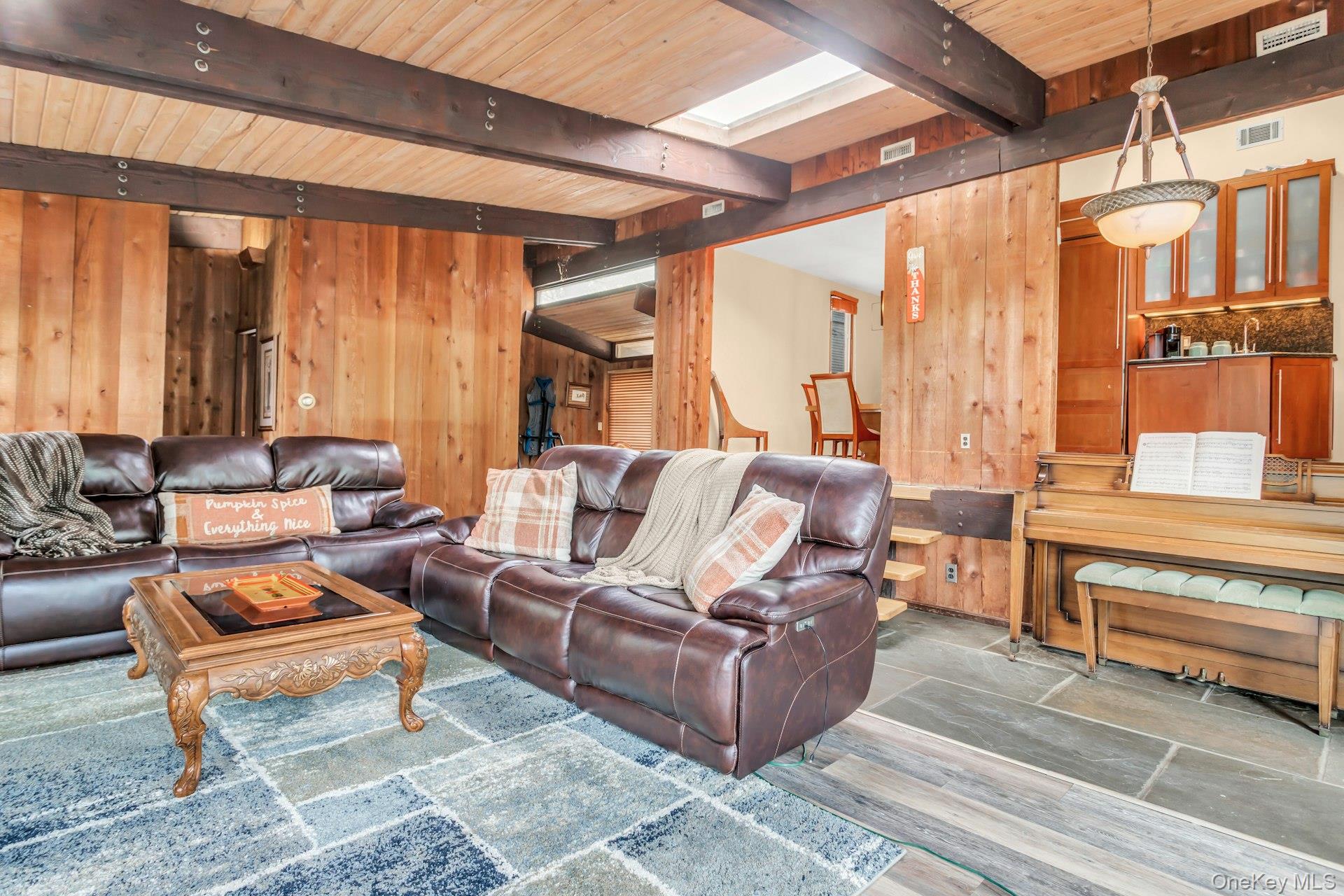 78 Chestnut Street, Glen Cove, NY 11542