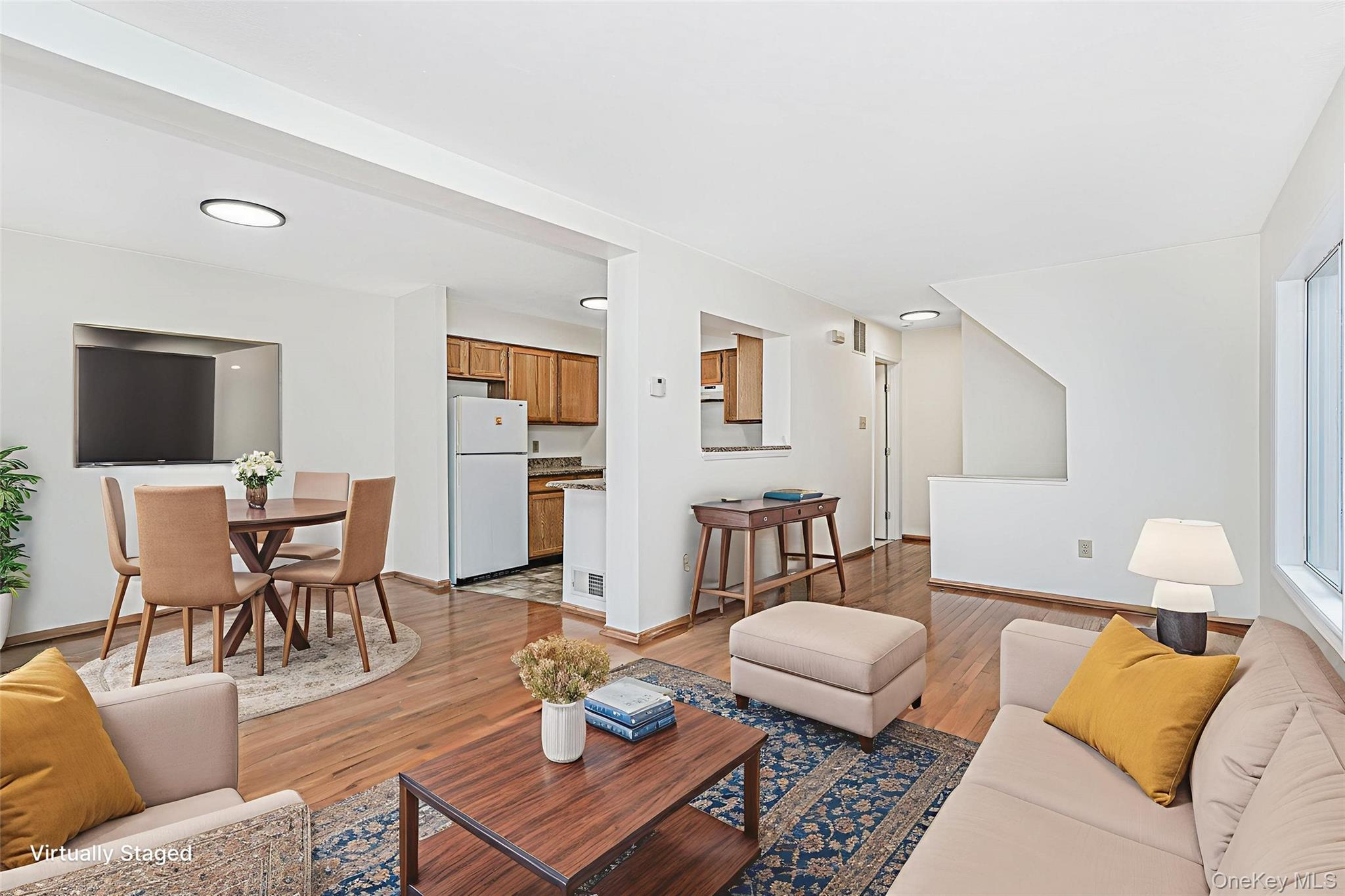 670 Ilyssa Way, Staten Island, NY 10312